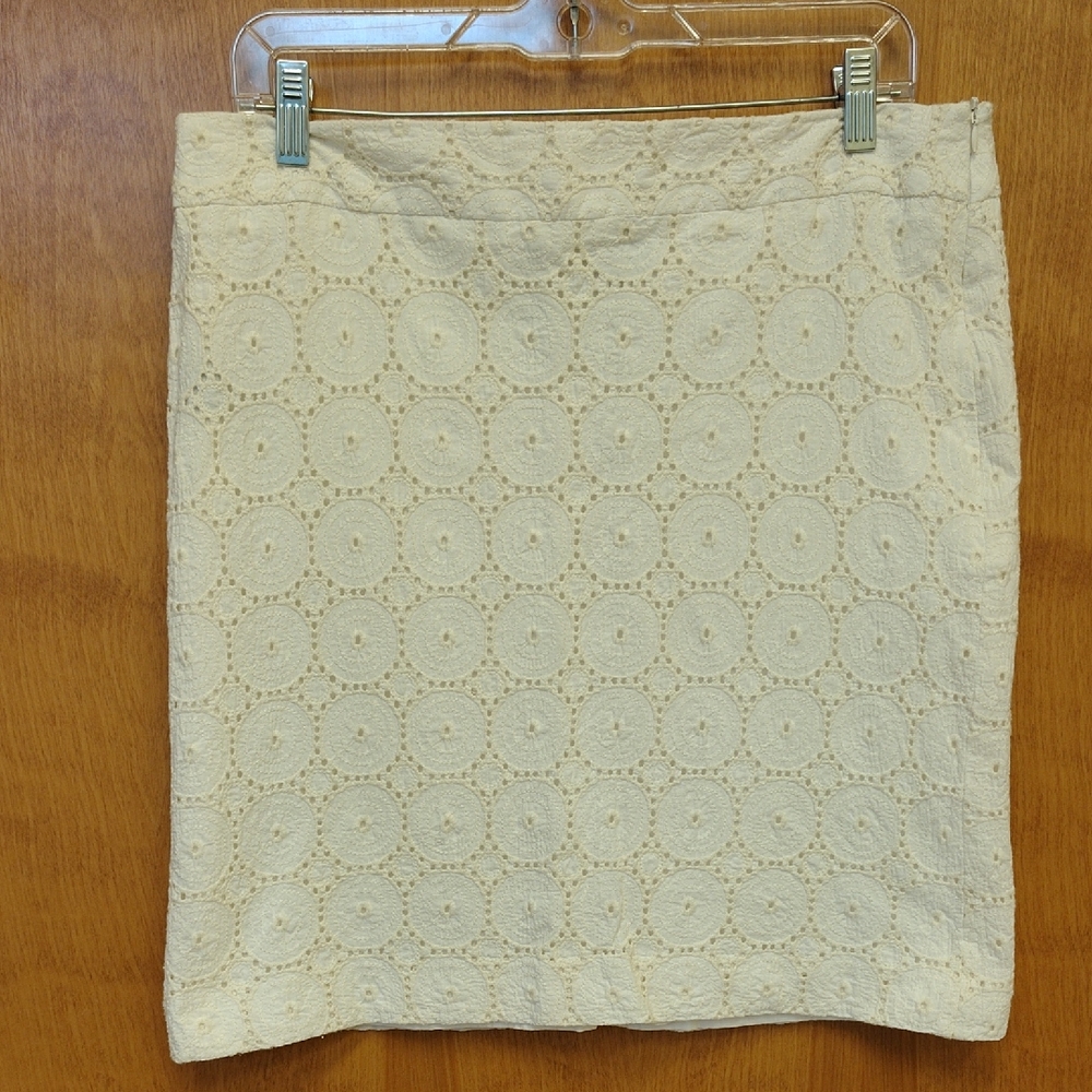 Sharagano Cream Eyelet Pencil Skirt
